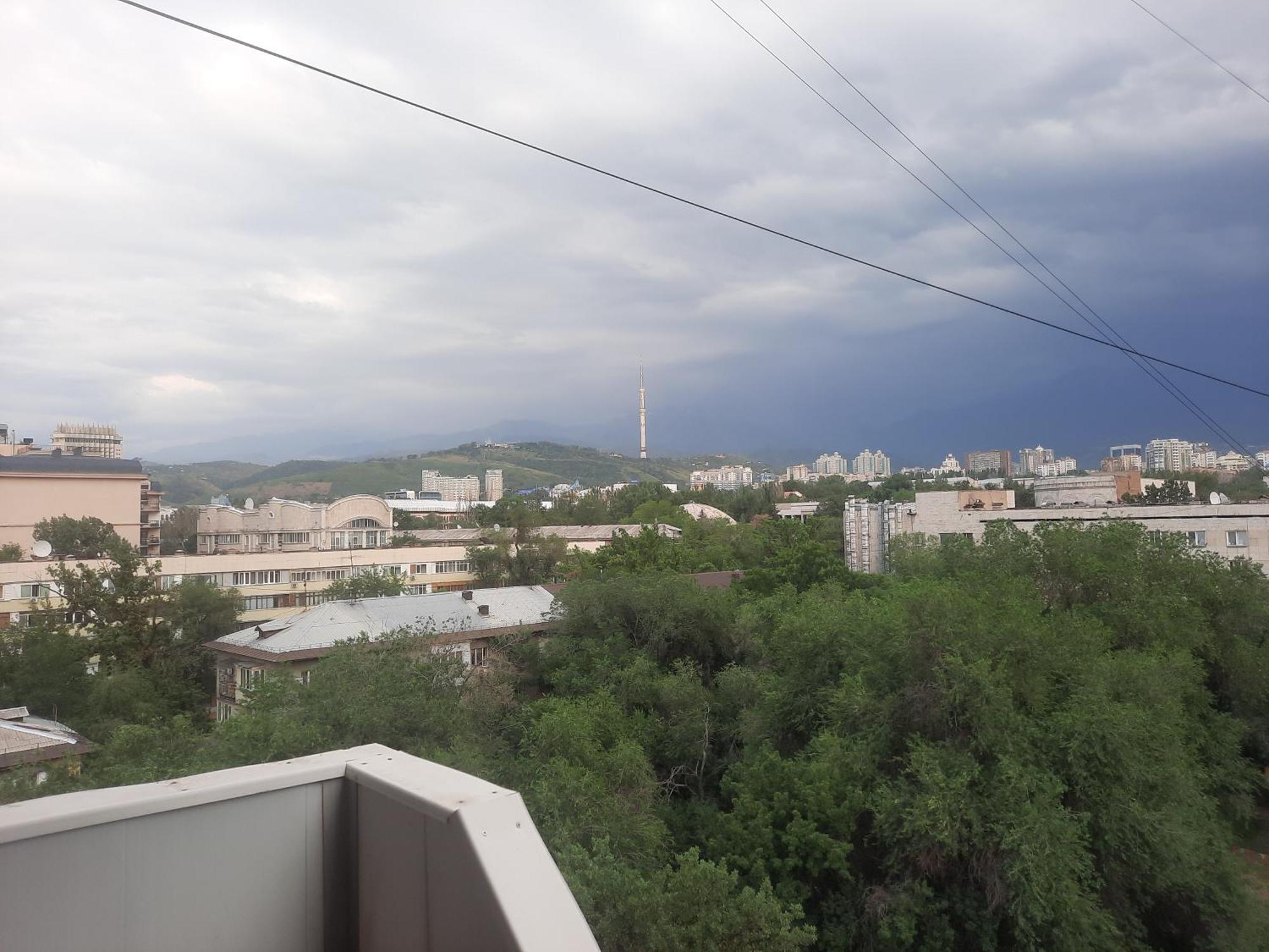 Apartment Shevchenko Panfilova Almaty Esterno foto